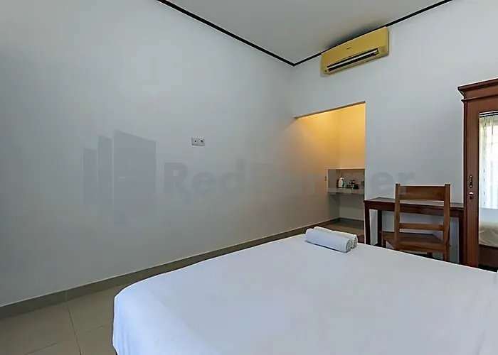 Brisk Redpartner Hotel 2*